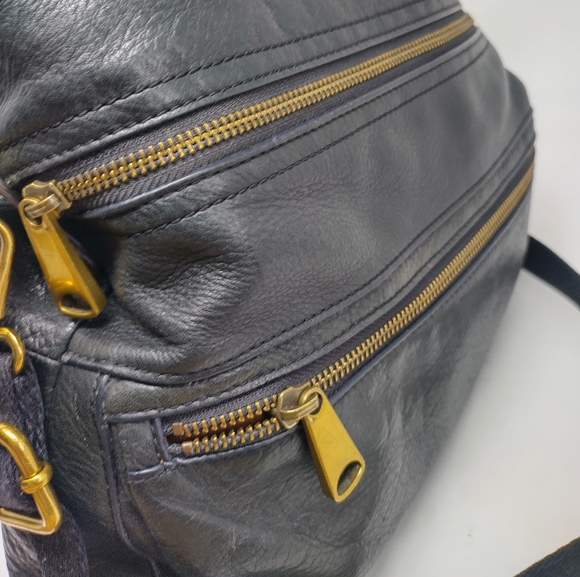 Fossil Explorer Fold Over Messenger - Picture 6 of 12